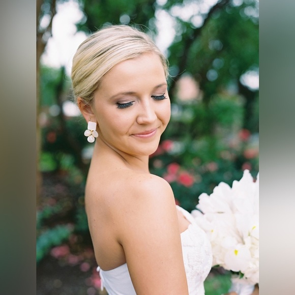 Made By Maddie Designs Callie Clover Leaf Dangles Earrings - Picture 2 of 6